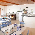 Mareluna Bed & Breakfast