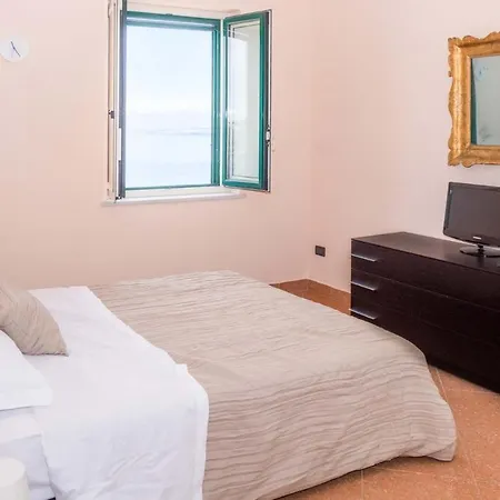 Nocleg ze śniadaniem Casa Mareluna 3*