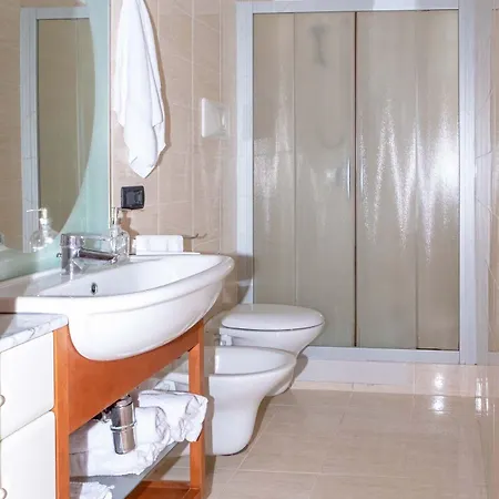 Nocleg ze śniadaniem Casa Mareluna 3*